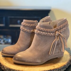 Franco Sarto leather wedge boot bootie 8.5